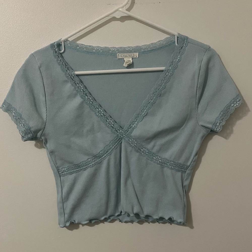 Tilly’s Full Tilt Crop Top